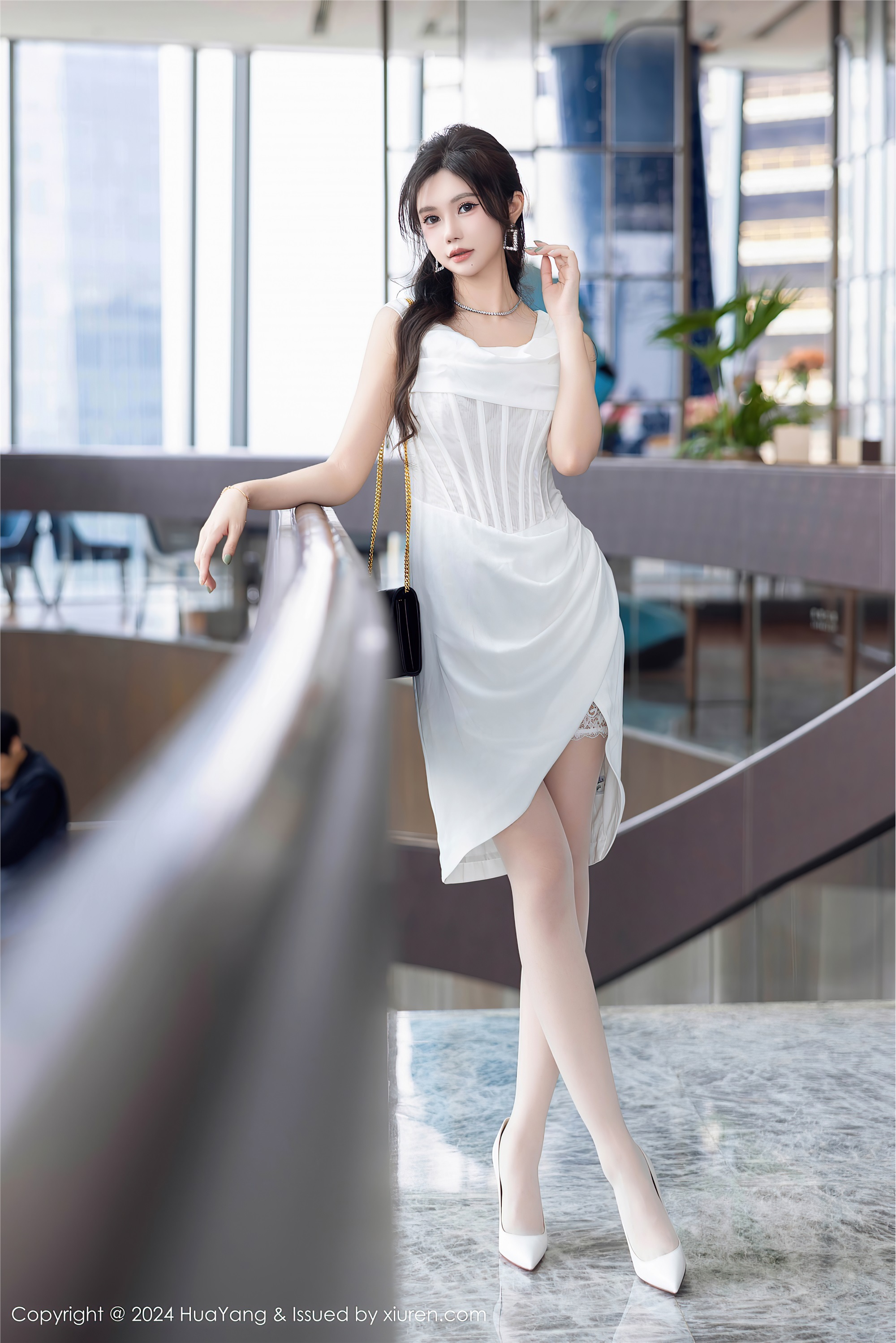 HuaYang花漾show 2024.10.12 VOL.612 绮里嘉ula